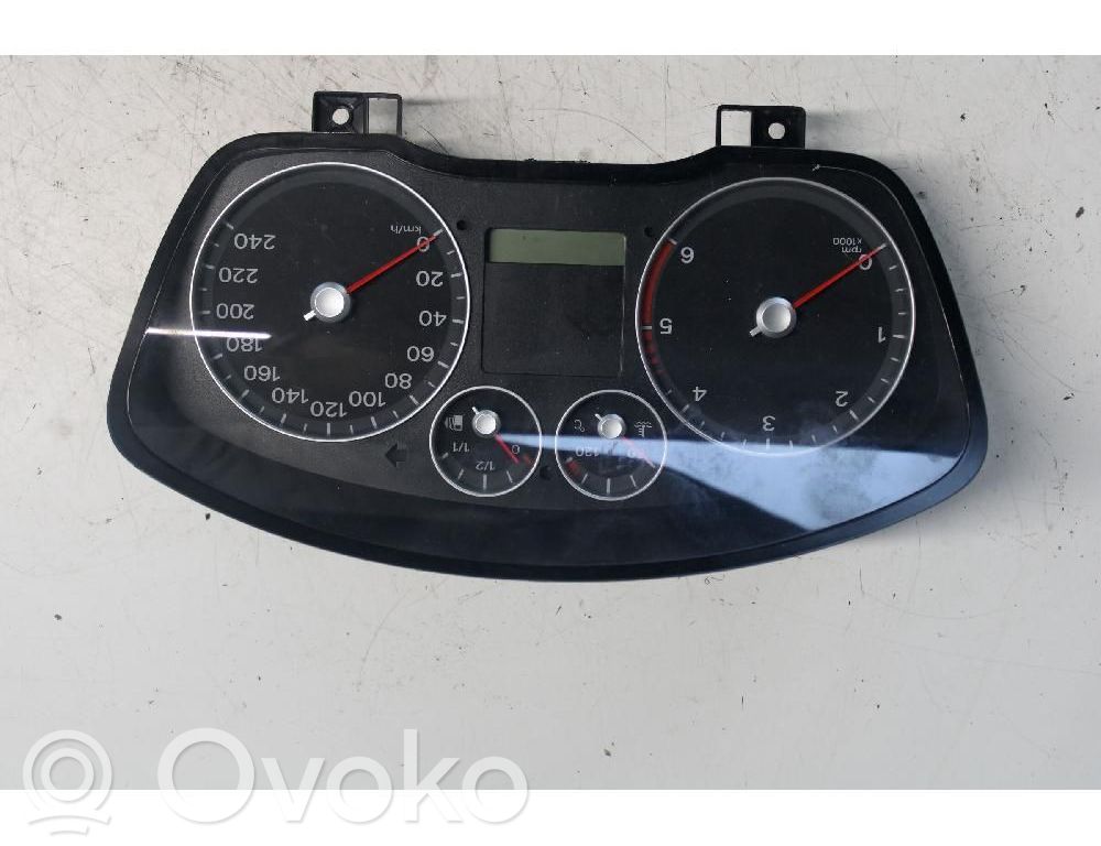 Compteur de vitesse tableau de bord