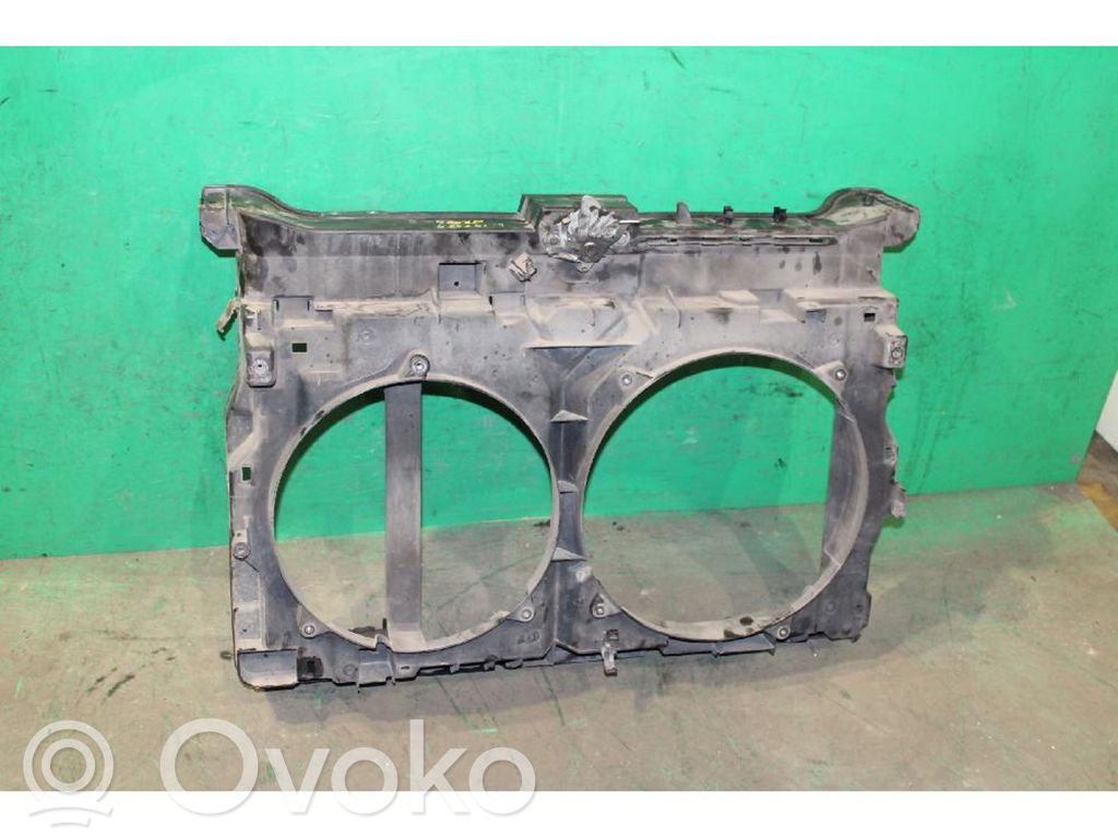 Radiatoru panelis   1440107980