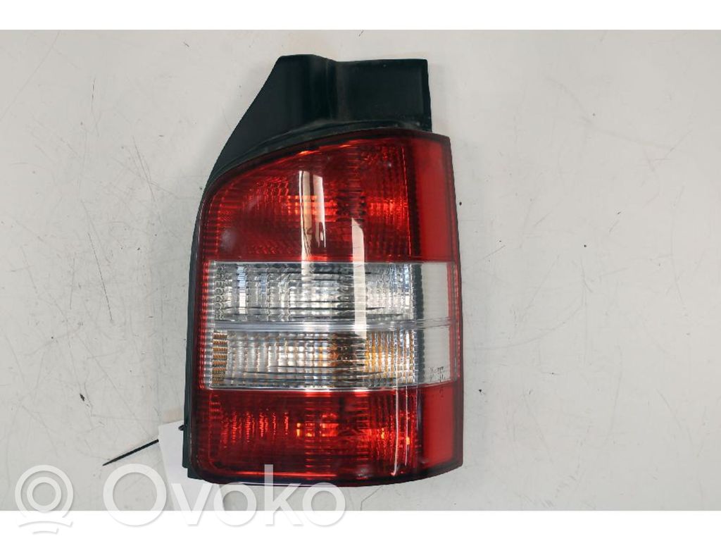Volkswagen Transporter - Caravelle T5 Lampa tylna 