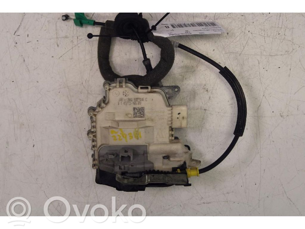 Audi Q3 8U Încuietoare ușă spate 