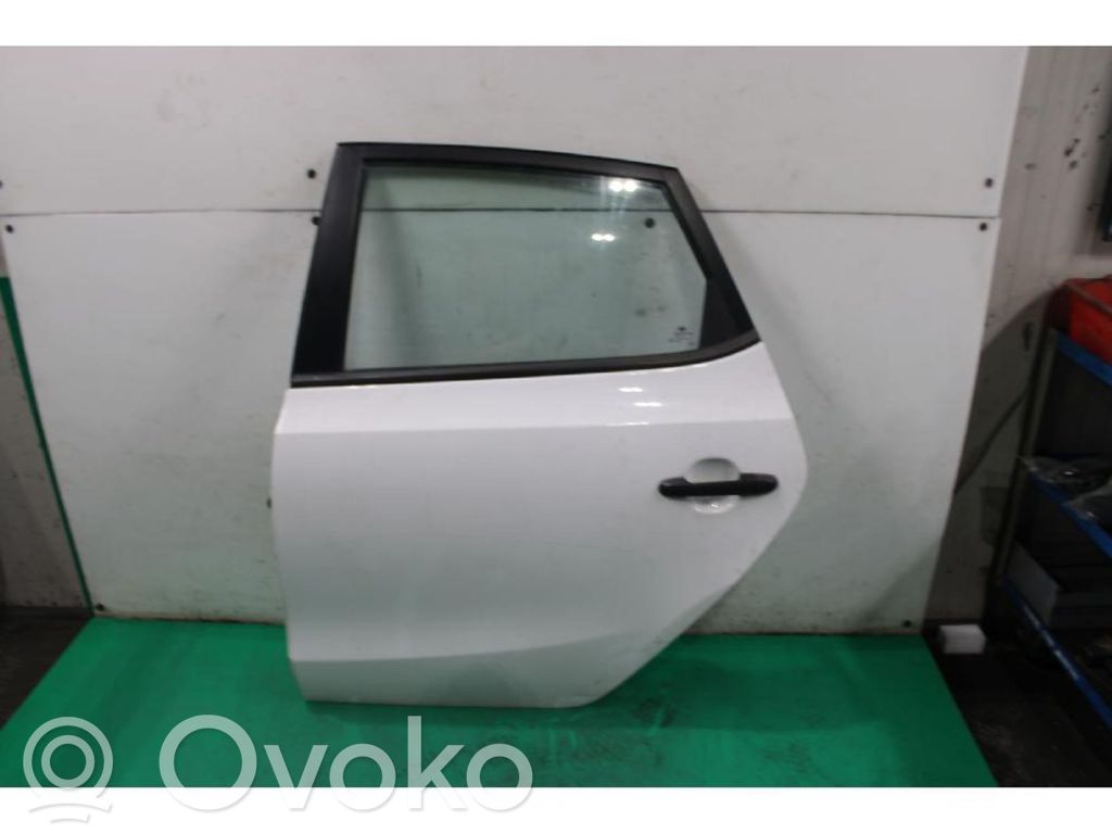 Puerta trasera   770032L010