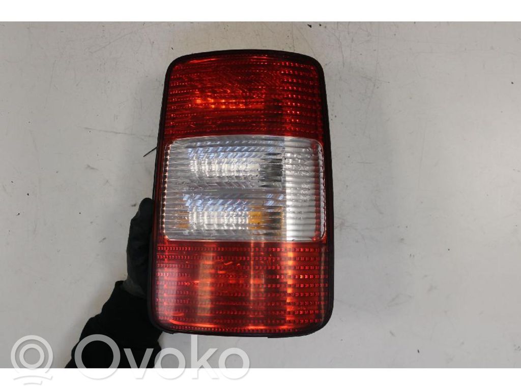 Volkswagen Caddy Luci posteriori 