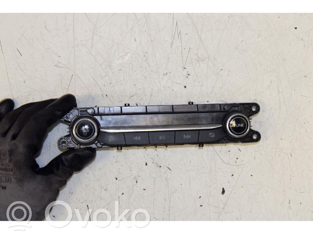 Comutator/buton multifuncțional   JX7T18K811AC