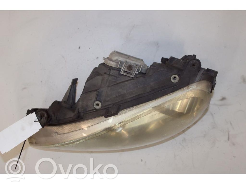 Opel Corsa C Scheinwerfer 