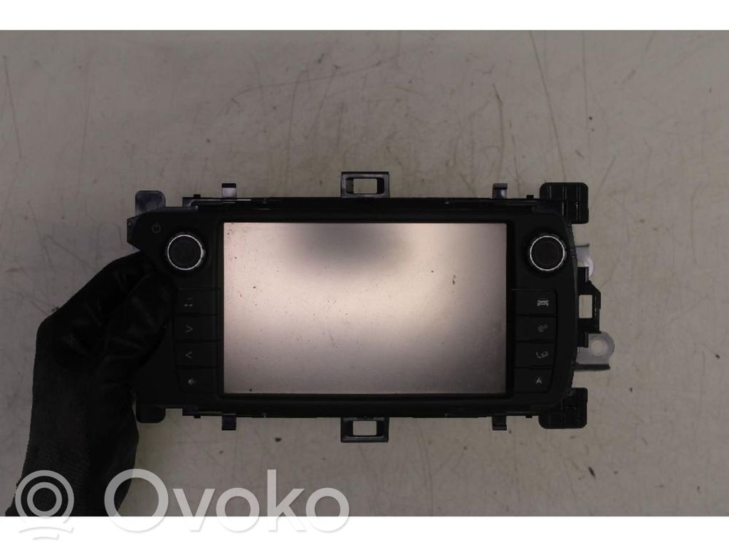 Toyota Yaris Radija/ CD/DVD grotuvas/ navigacija 