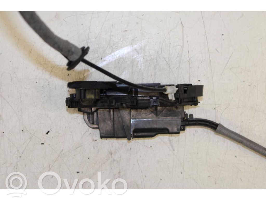 Volkswagen Polo VI Zamek drzwi tylnych 