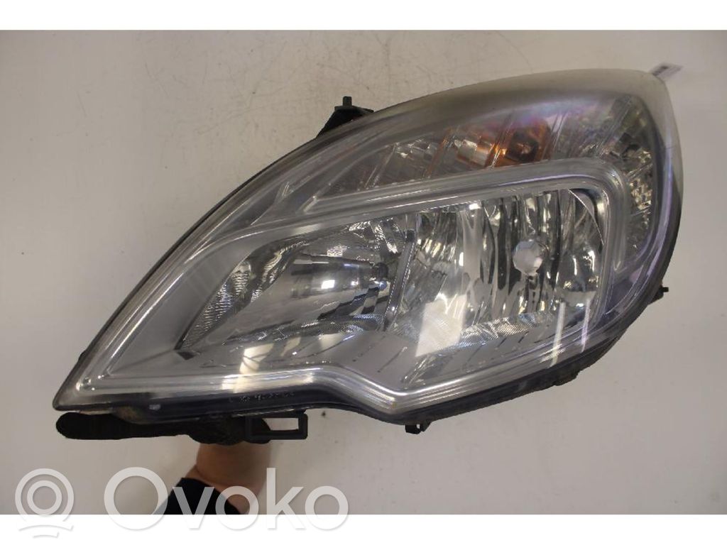 Opel Meriva B Faro/fanale 