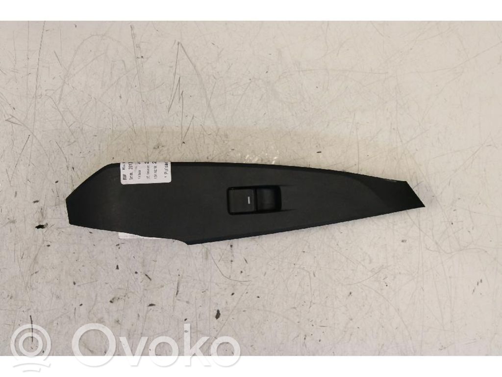 Electric window control switch   5AB133EA01