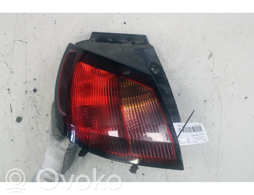 Mitsubishi Colt Luz trasera/de freno 