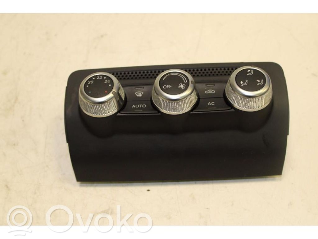 Audi A1 Panel klimatyzacji 