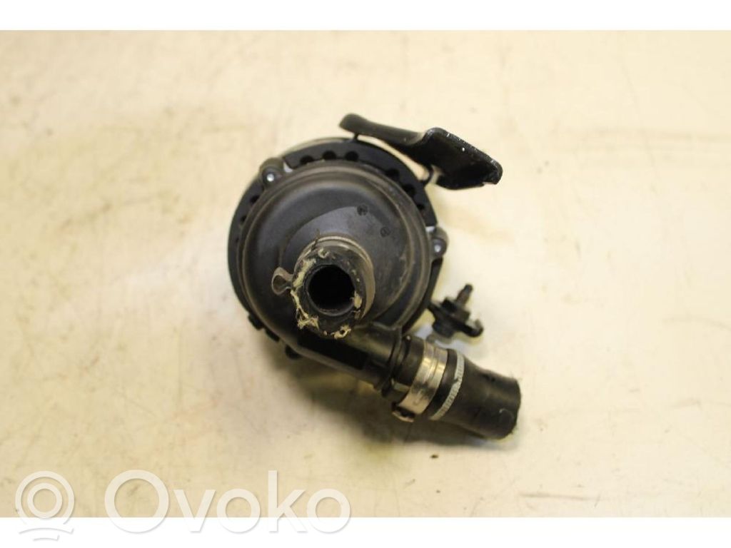 Alfa Romeo Giulia Pompa wody 