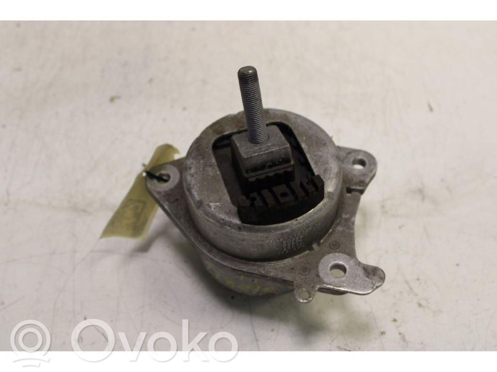 Alfa Romeo Giulia Engine mount bracket 