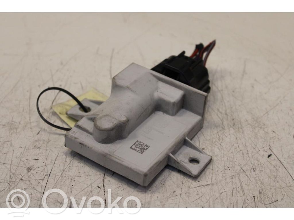Boîtier de commande ASC / interrupteurs   00505563680