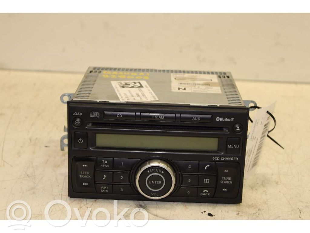 Nissan Qashqai+2 Panel / Radioodtwarzacz CD/DVD/GPS 