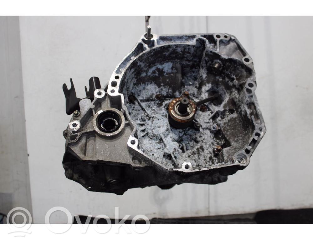 Nissan Micra Manualna 5-biegowa skrzynia biegów 