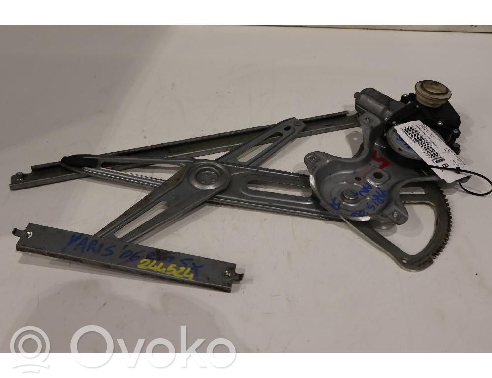 Toyota Yaris Alzacristalli della portiera anteriore con motorino