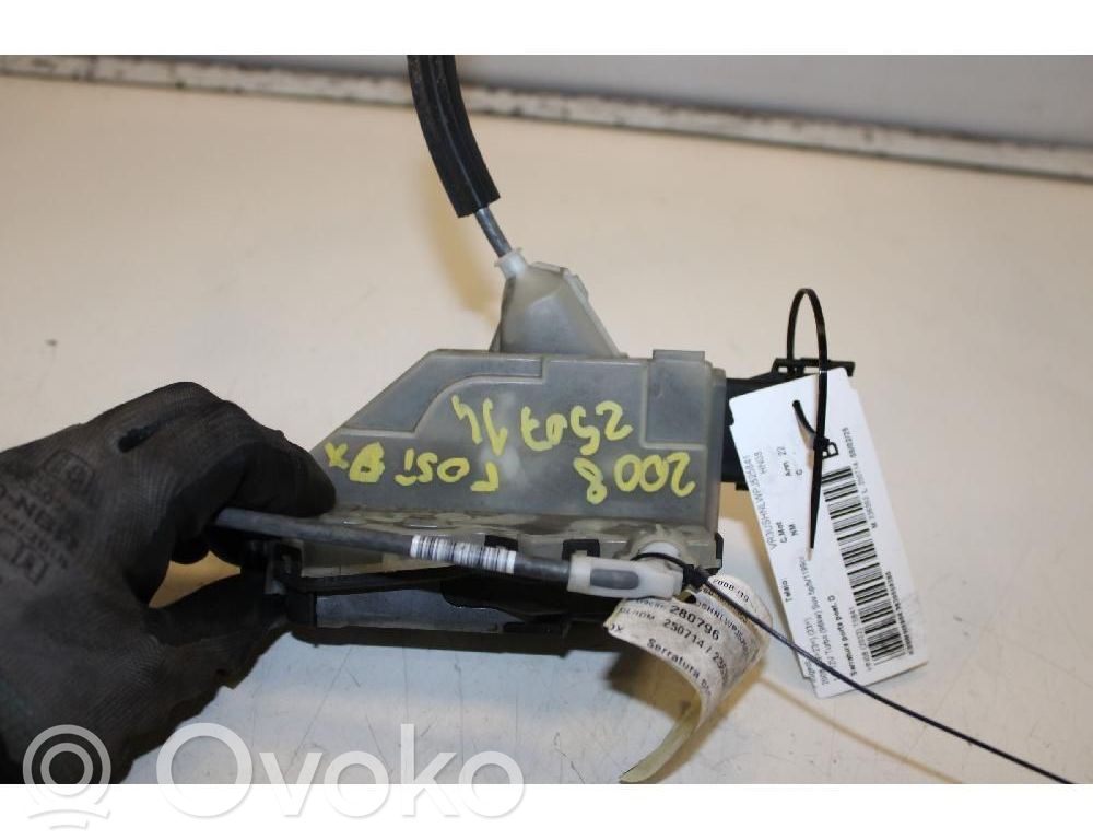 Takaoven lukko   1A006444
