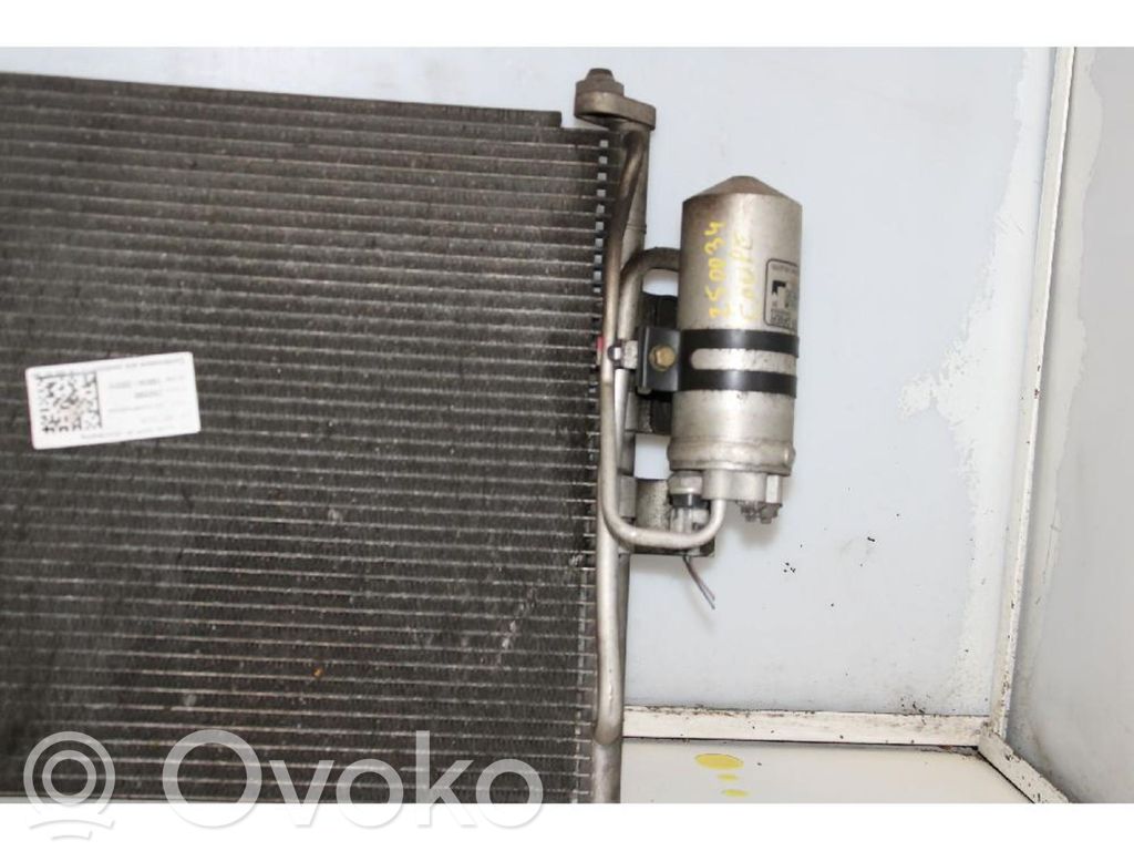 Hyundai Coupe Radiator răcire A/C (condensor) 
