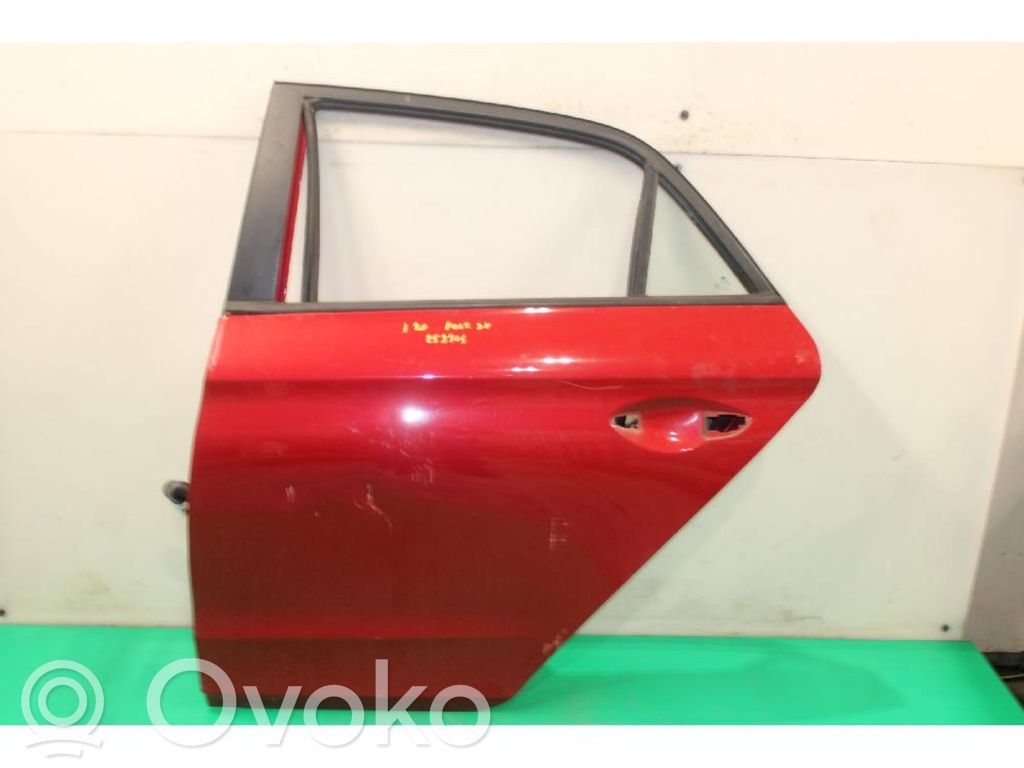 Puerta trasera   77003C8000