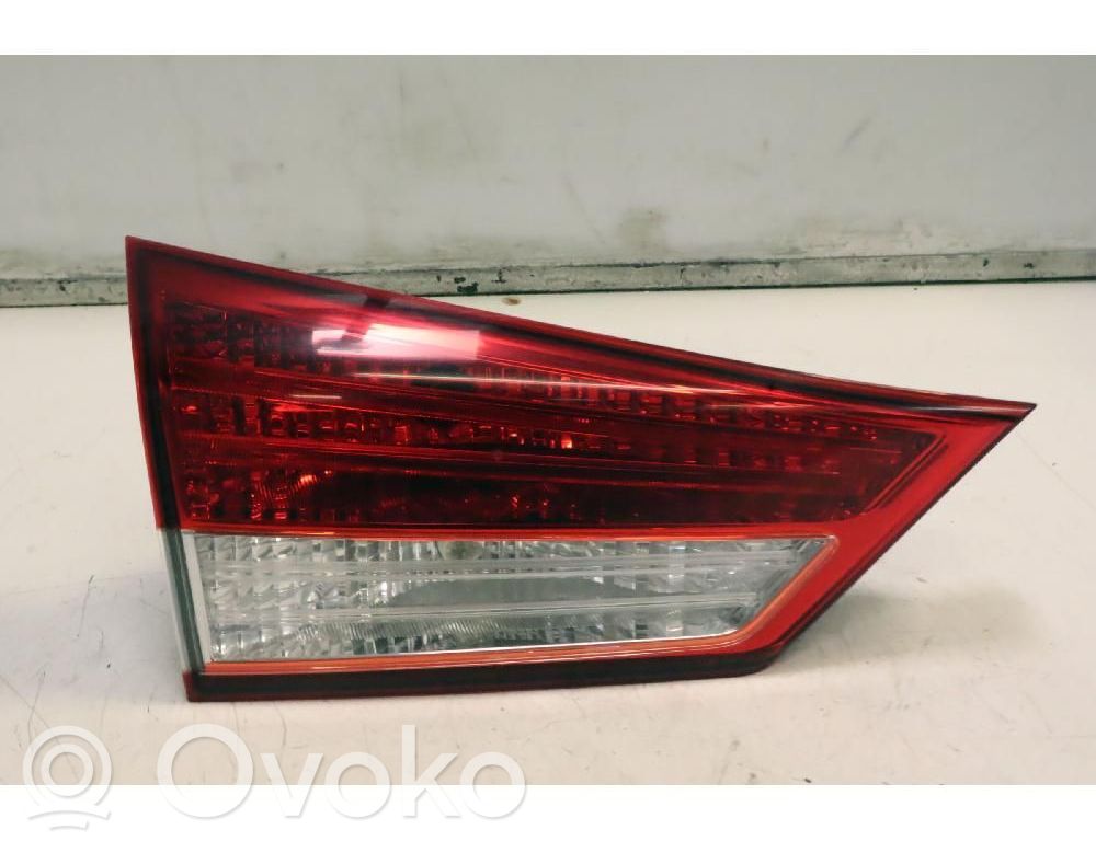Hyundai ix20 Luci posteriori del portellone del bagagliaio