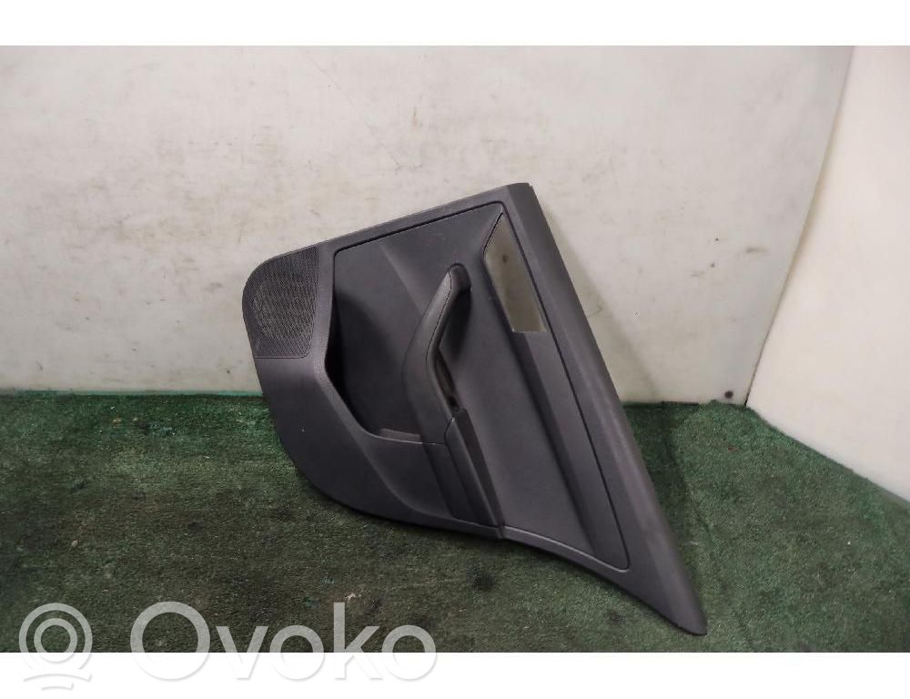 Skoda Fabia Mk3 (NJ) Rivestimento del pannello della portiera posteriore