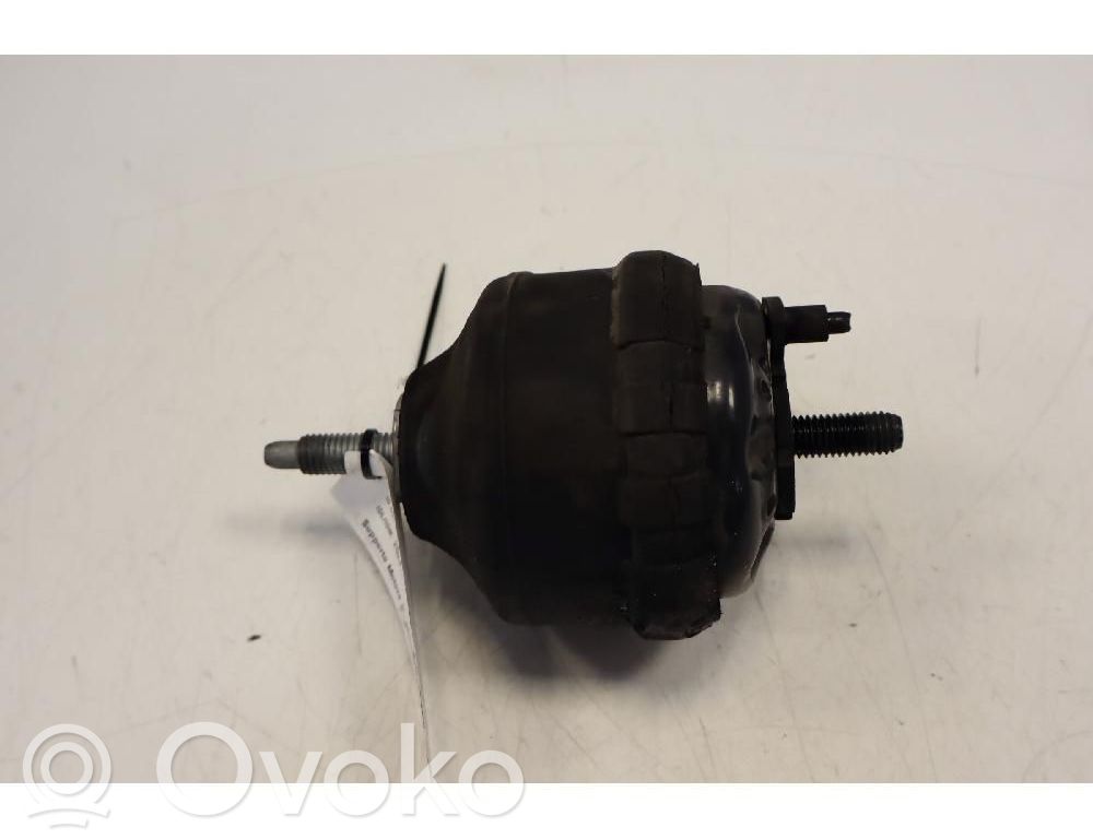 Soporte de montaje del motor
