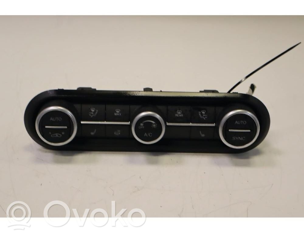Alfa Romeo Stelvio Unitate control climatizare 