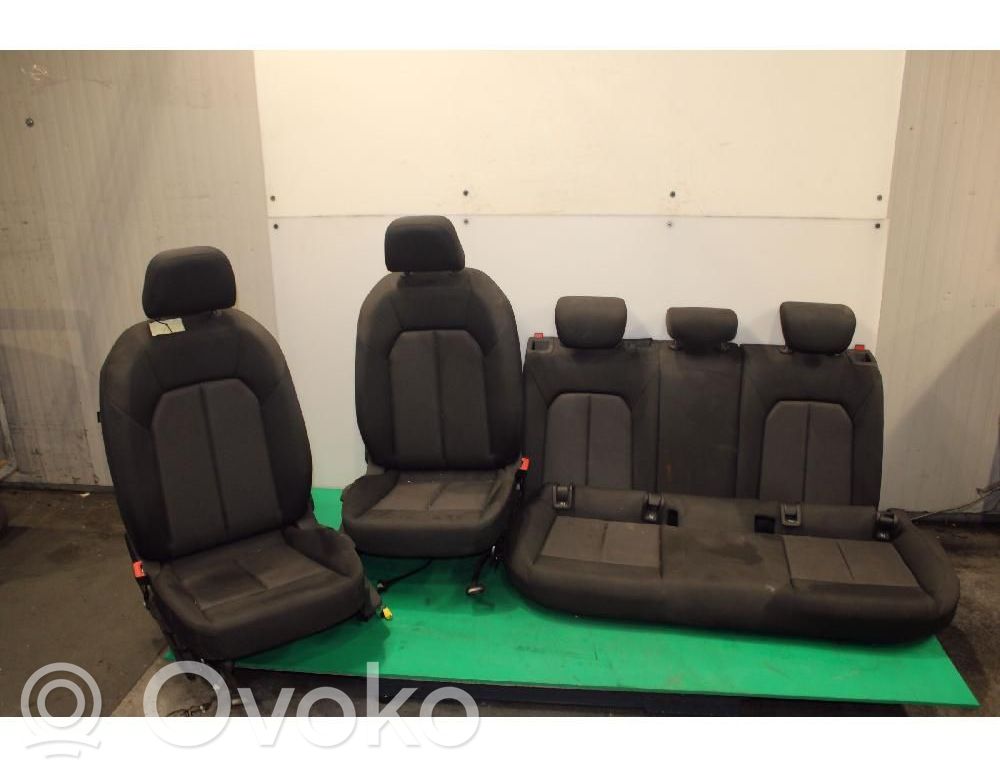 Seat set