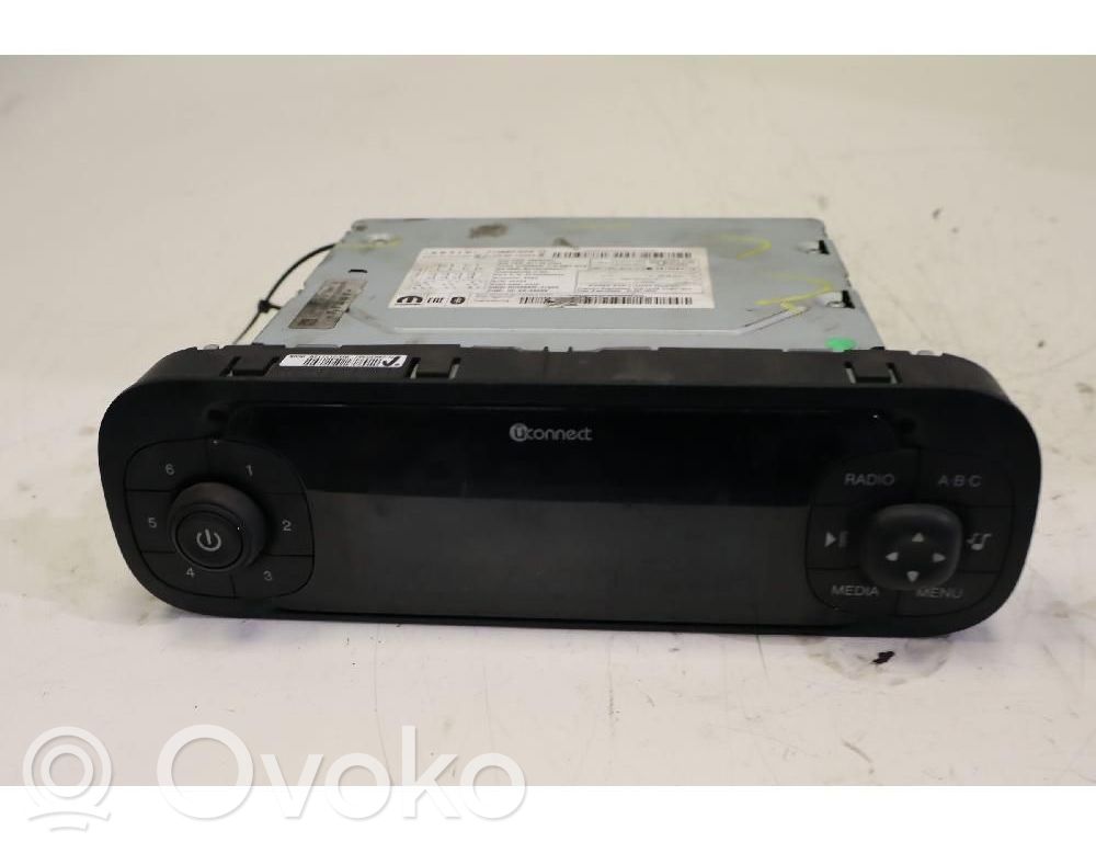 Fiat Panda III Panel / Radioodtwarzacz CD/DVD/GPS 