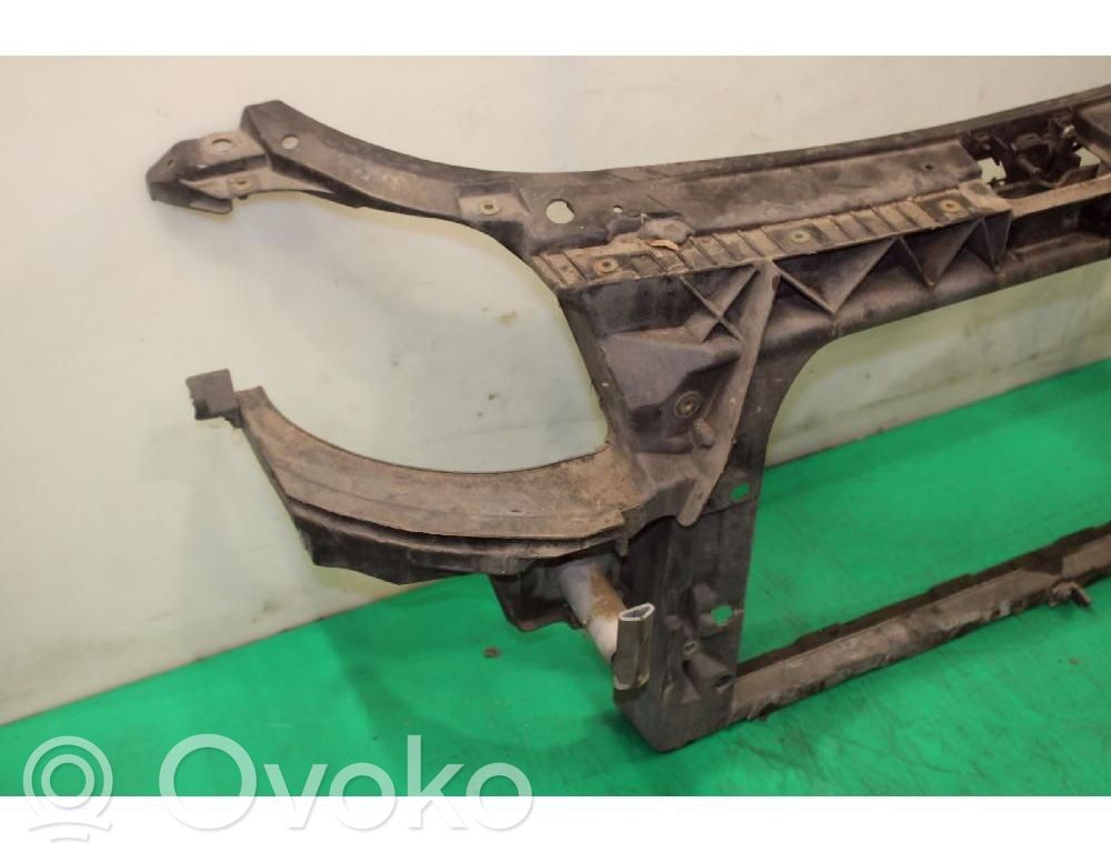 Audi TT Mk1 Radiatorių panelė 