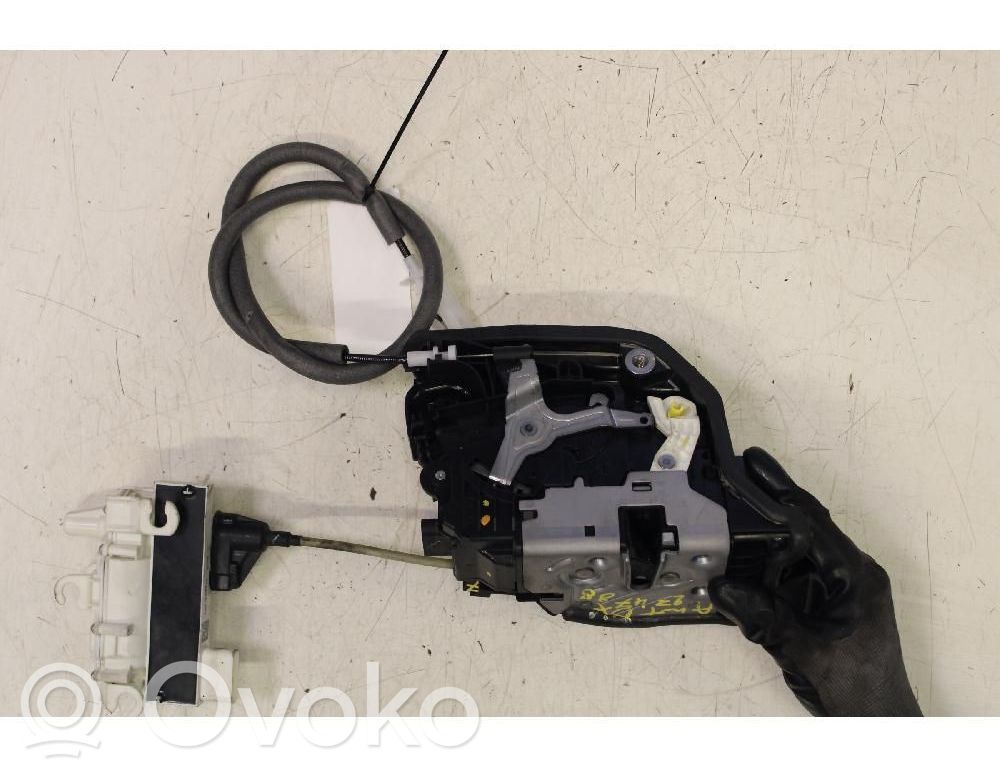 BMW 7 G11 G12 Serratura portiera anteriore 