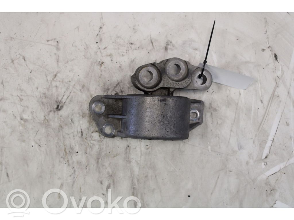 Soporte de montaje del motor