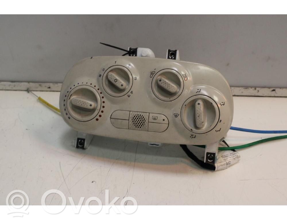 Fiat 500 Panel klimatyzacji 