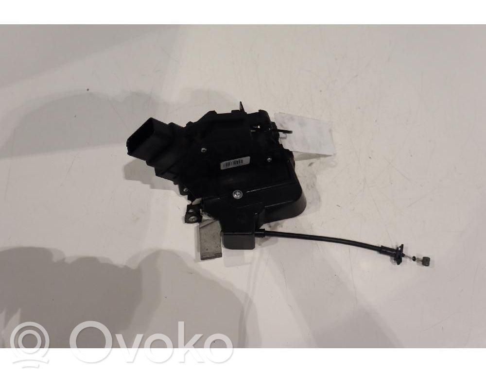 Ford Focus Aizmugurē slēdzene 
