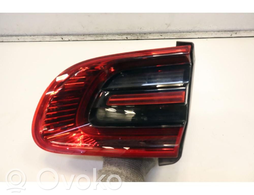 Porsche Macan (95B) Takaluukun takavalot 