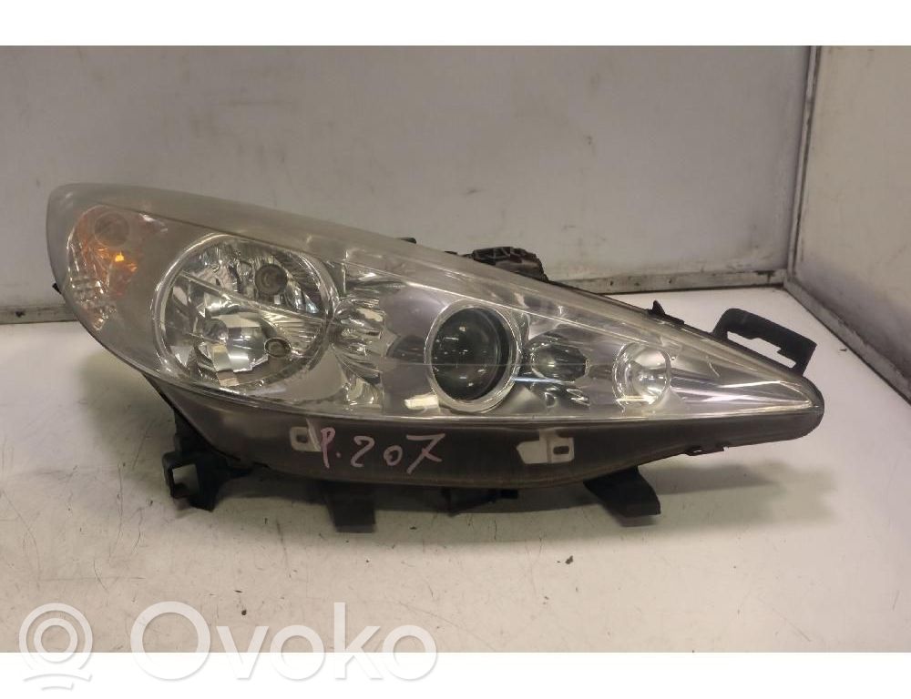 Peugeot 207 Faro/fanale