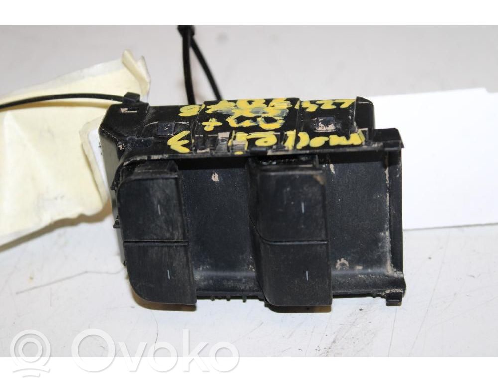 Tesla Model 3 Electric window control switch 