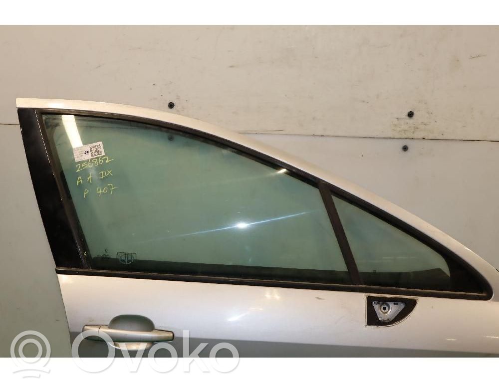 Tür vorne   9004AQ