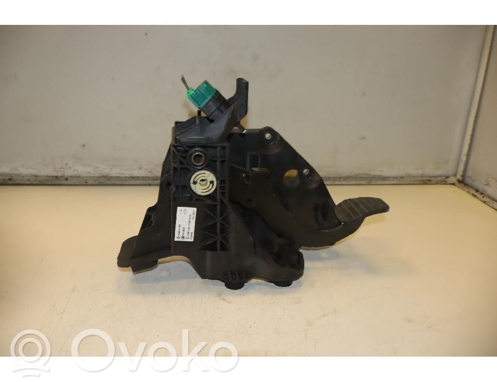 Renault Trafic III (X82) Pedale del freno 