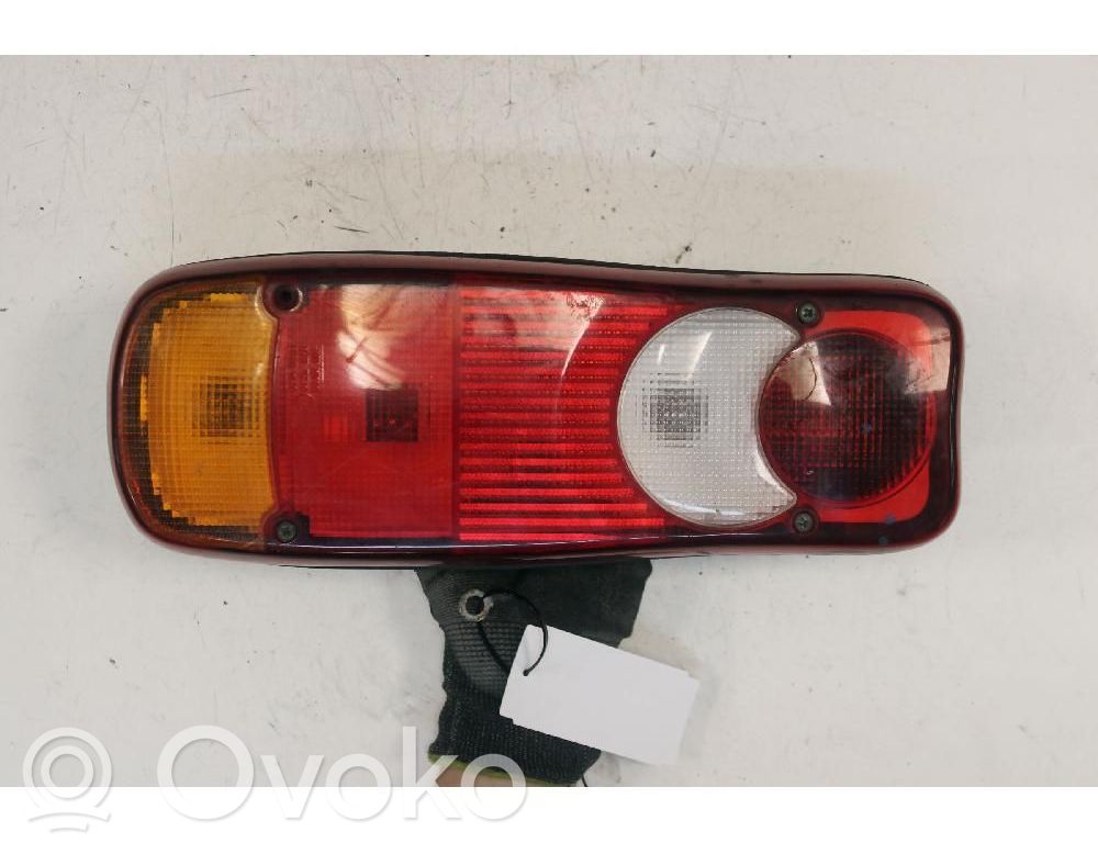 Renault Maxity Lampa tylna 