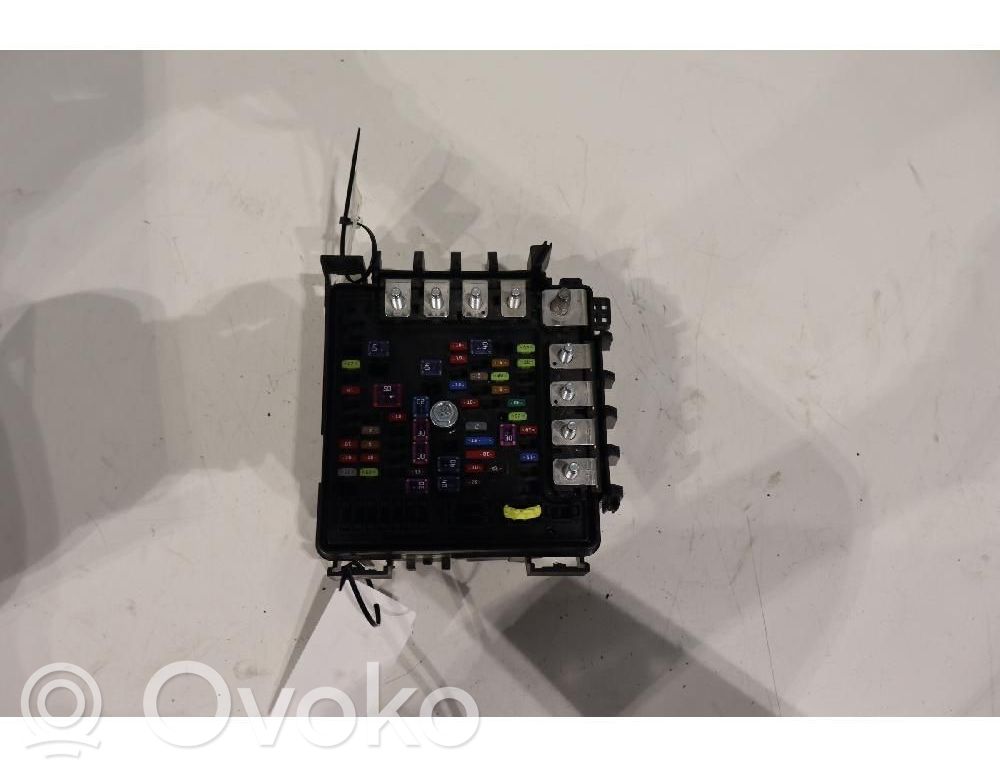 Jeep Compass Fuse module 