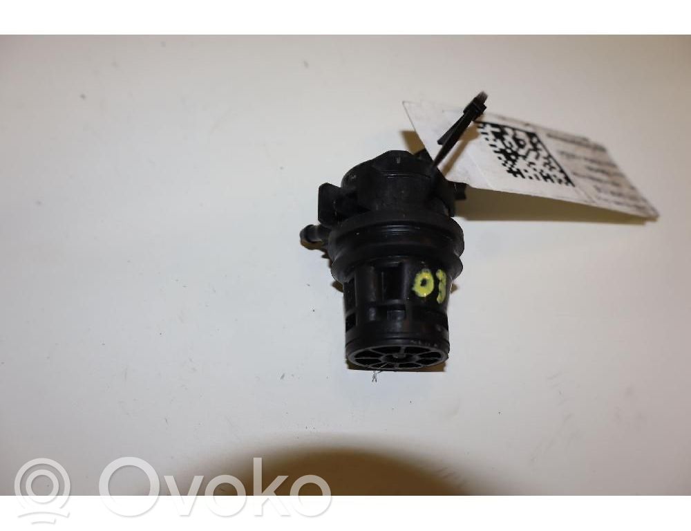 Suzuki Celerio Pompa spryskiwacza szyby przedniej / czołowej 
