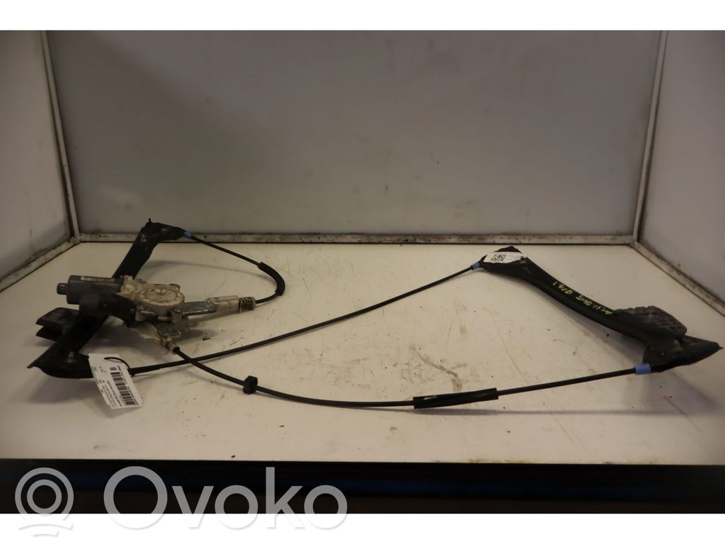 Regulador de puerta delantera con motor
