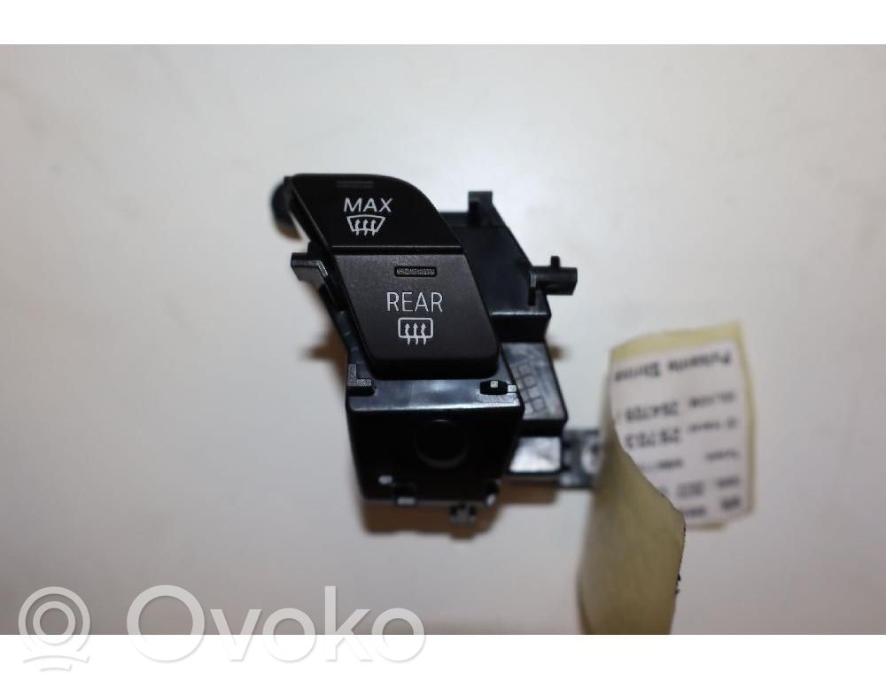 BMW X1 U11 Comutator lumini pericol