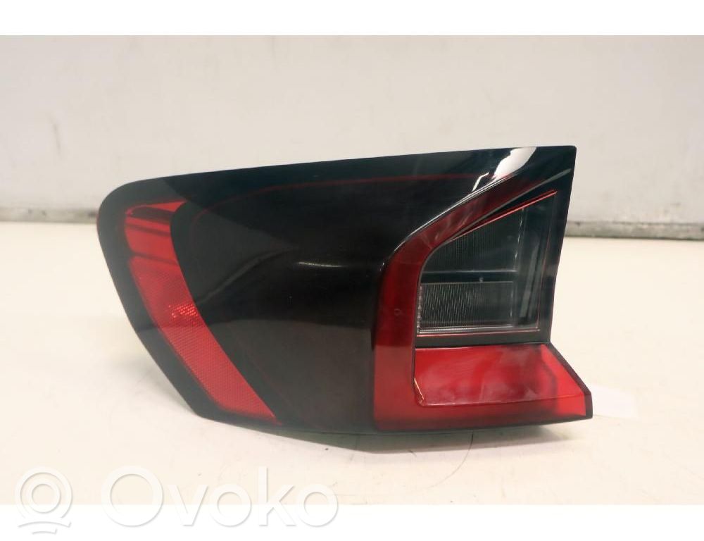 BMW X1 U11 Lampa tylna 