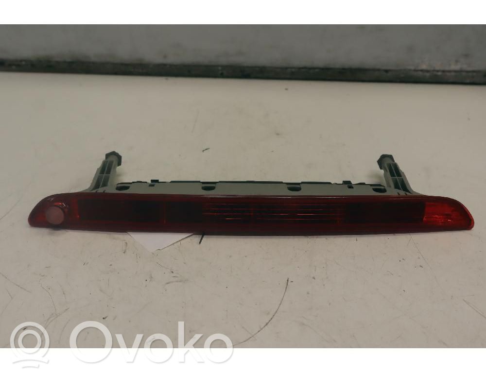 Suzuki Splash Lampă frână centrală 