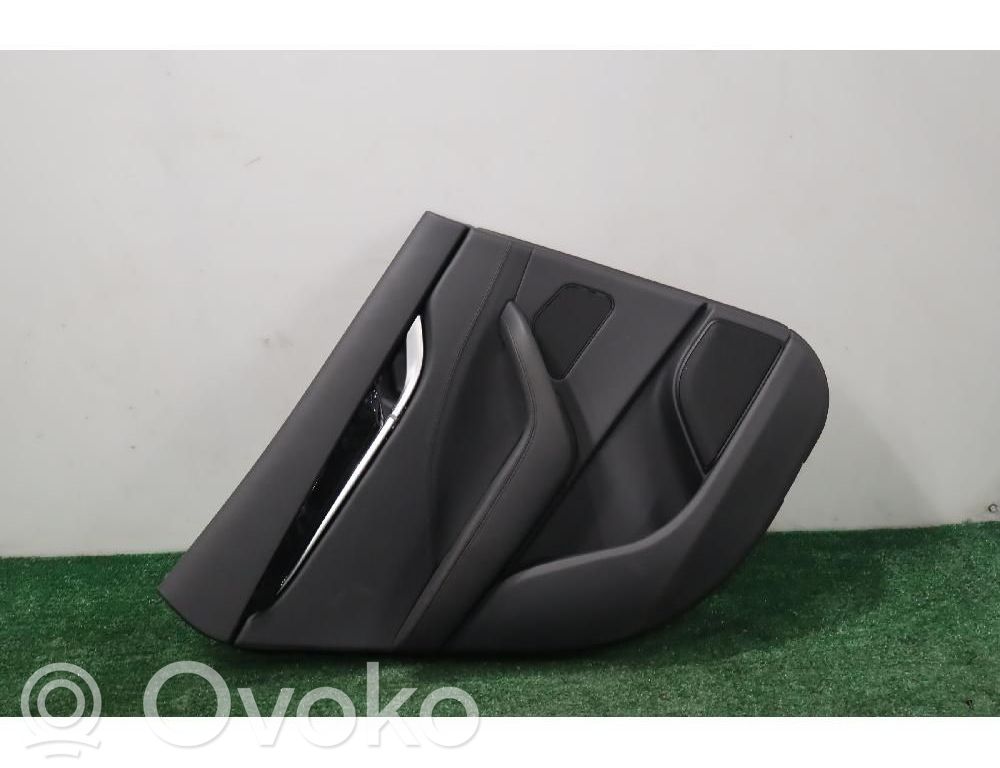 Maserati Levante Takaoven verhoilu