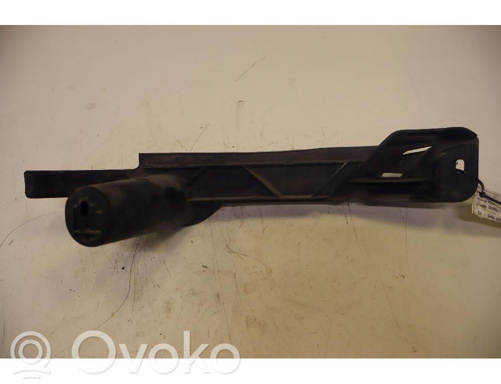 Volkswagen Golf V Staffa faro/fanale 