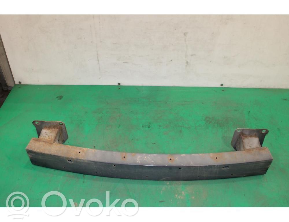Mazda 5 Aizmugurē bampera balka 