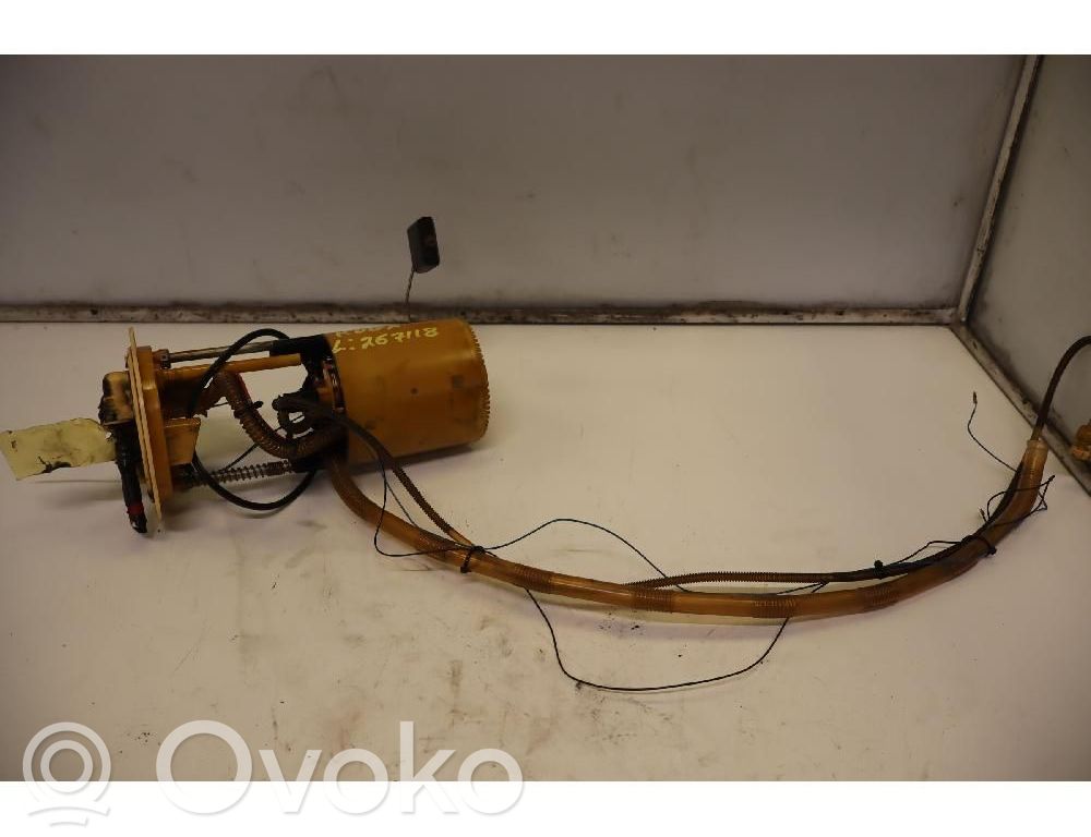 Bomba interna de combustible   1633070